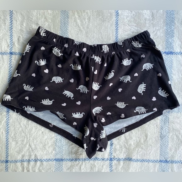 elephant elastic waist shorts - Picture 1 of 4